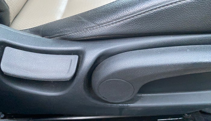 2018 Hyundai Verna 1.6 VTVT SX O, Petrol, Manual, 2,026 km, Driver Side Adjustment Panel