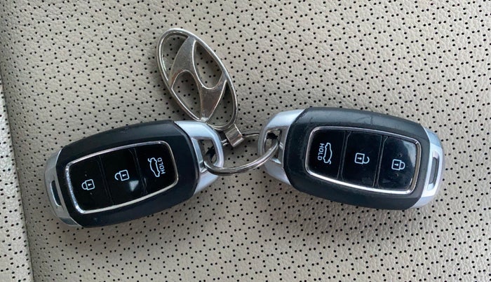 2018 Hyundai Verna 1.6 VTVT SX O, Petrol, Manual, 2,026 km, Key Close Up