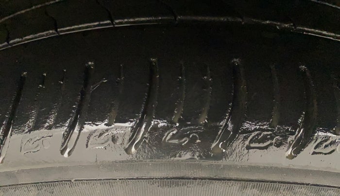 2018 Hyundai Verna 1.6 VTVT SX O, Petrol, Manual, 2,026 km, Left Front Tyre Tread