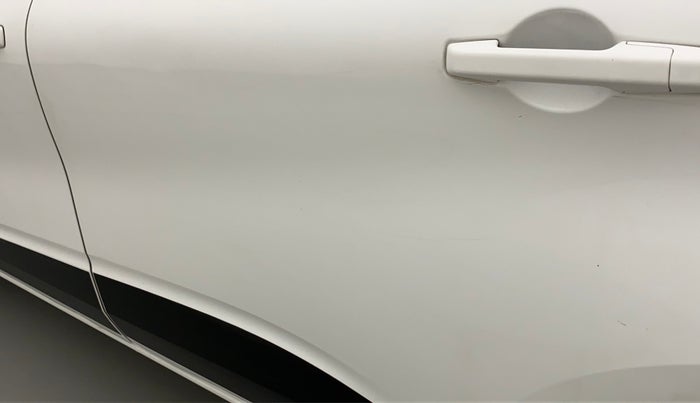 2022 Renault TRIBER RXT, Petrol, Manual, 13,915 km, Rear left door - Slightly dented