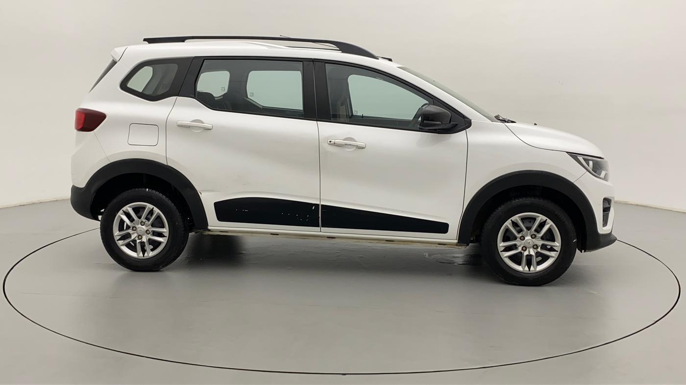 2022 Renault TRIBER RXT, Petrol, Manual, 13,915 km, Right Side View