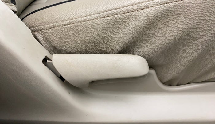 2018 Maruti Celerio ZXI, Petrol, Manual, 45,250 km, Driver Side Adjustment Panel