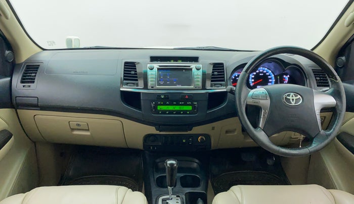 2014 Toyota Fortuner 3.0 4X2 AT, Diesel, Automatic, 1,09,140 km, Dashboard