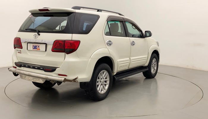 2014 Toyota Fortuner 3.0 4X2 AT, Diesel, Automatic, 1,09,140 km, Right Back Diagonal