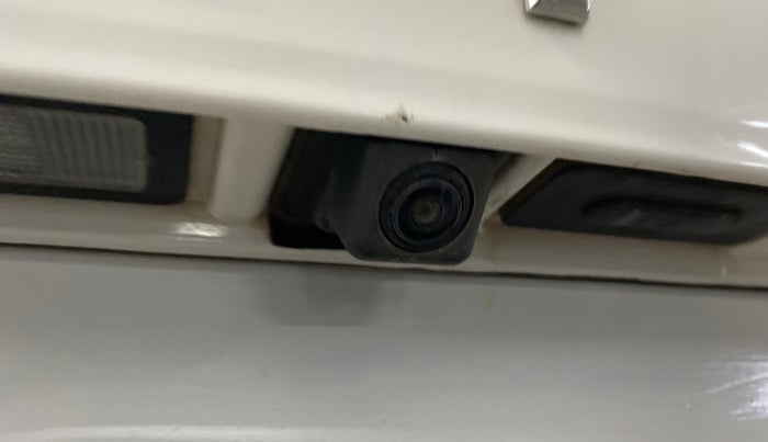 2019 Renault TRIBER RXZ, Petrol, Manual, 66,386 km, Parking Camera