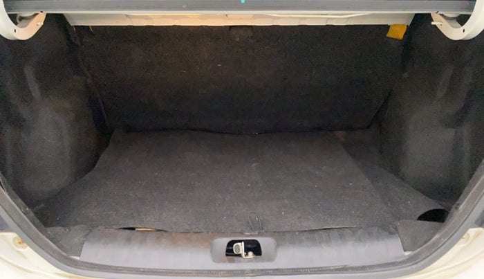 2013 Maruti Swift Dzire VXI, Petrol, Manual, 29,811 km, Boot Inside