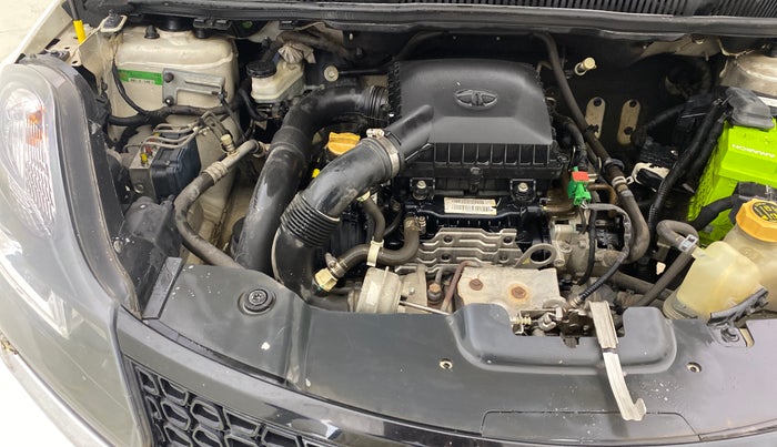 2018 Tata NEXON XZA PLUS PETROL, Petrol, Automatic, 89,777 km, Engine View - Right