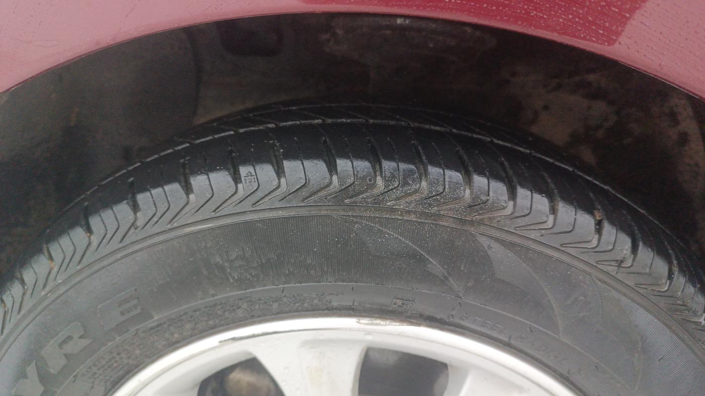 2014 Hyundai Grand i10 ASTA AT 1.2 KAPPA VTVT, Petrol, Automatic, 66,107 km, Left Front Tyre Tread
