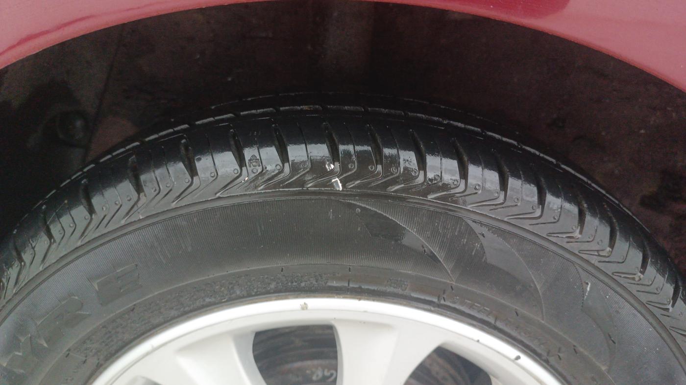2014 Hyundai Grand i10 ASTA AT 1.2 KAPPA VTVT, Petrol, Automatic, 66,107 km, Right Rear Tyre Tread