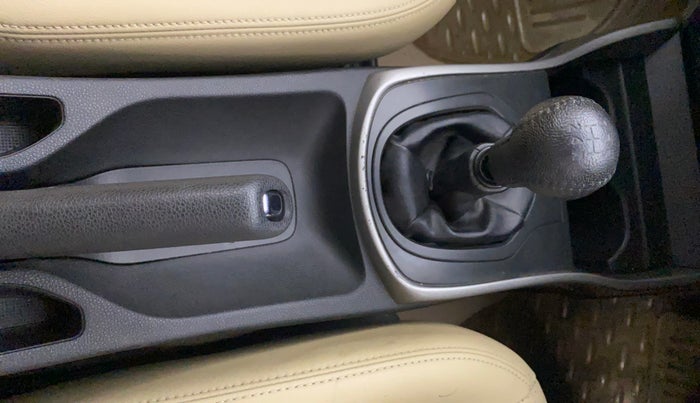 2016 Honda City 1.5L I-VTEC VX (O) MT, Petrol, Manual, 47,156 km, Gear Lever