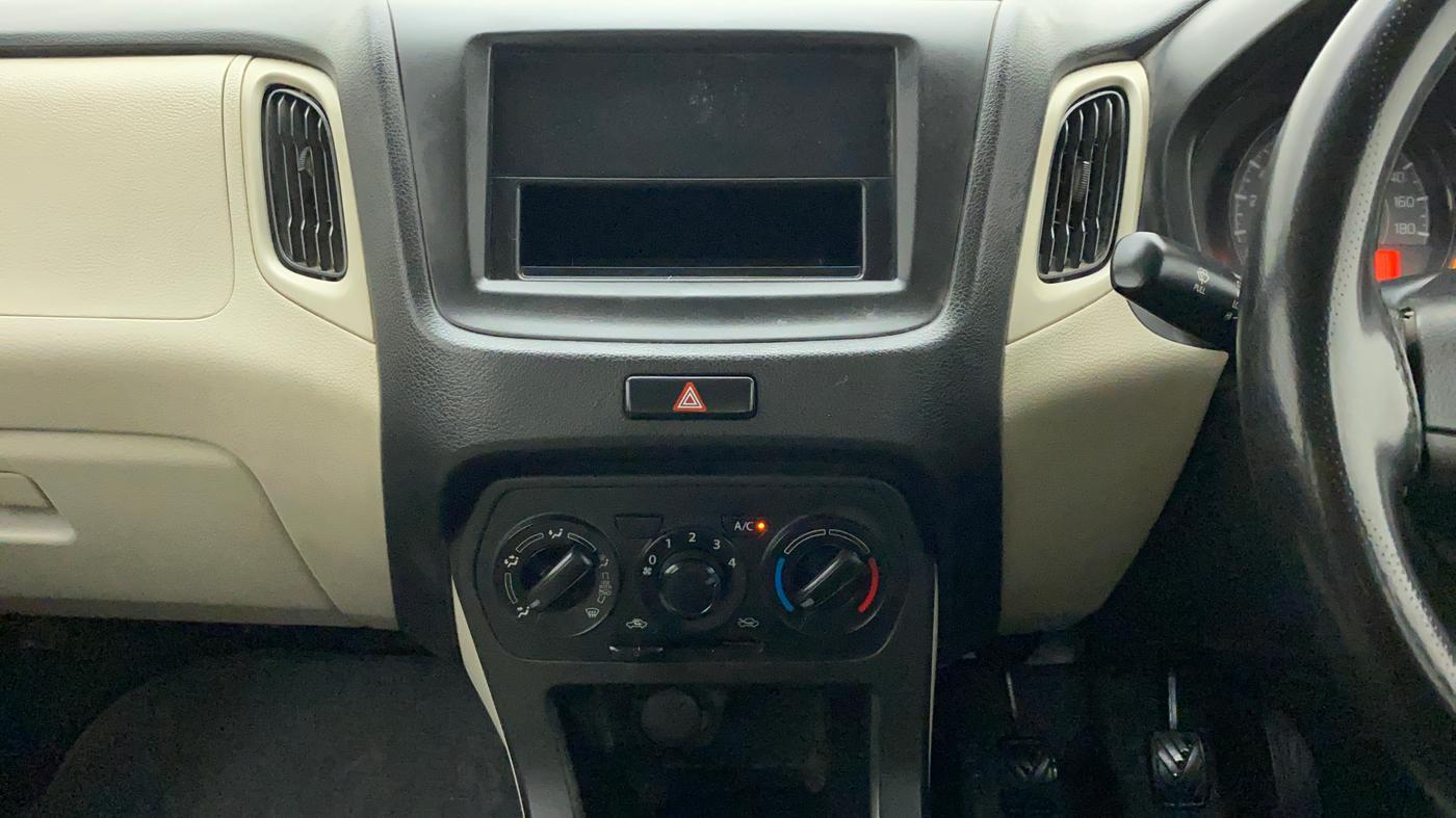 2020 Maruti New Wagon-R LXI CNG (O) 1.0, CNG, Manual, 72,472 km, Air Conditioner