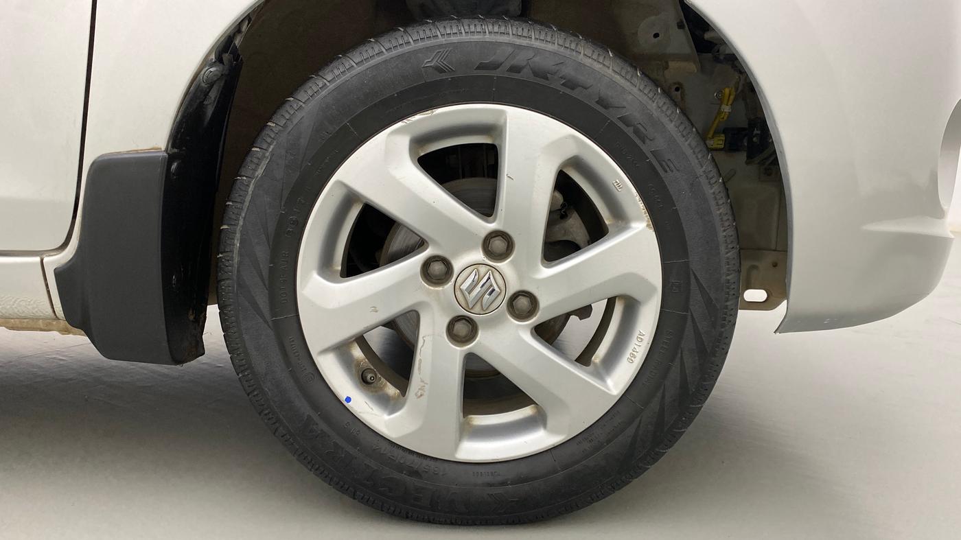 2017 Maruti Celerio ZXI OPT, Petrol, Manual, 79,026 km, Right Front Wheel