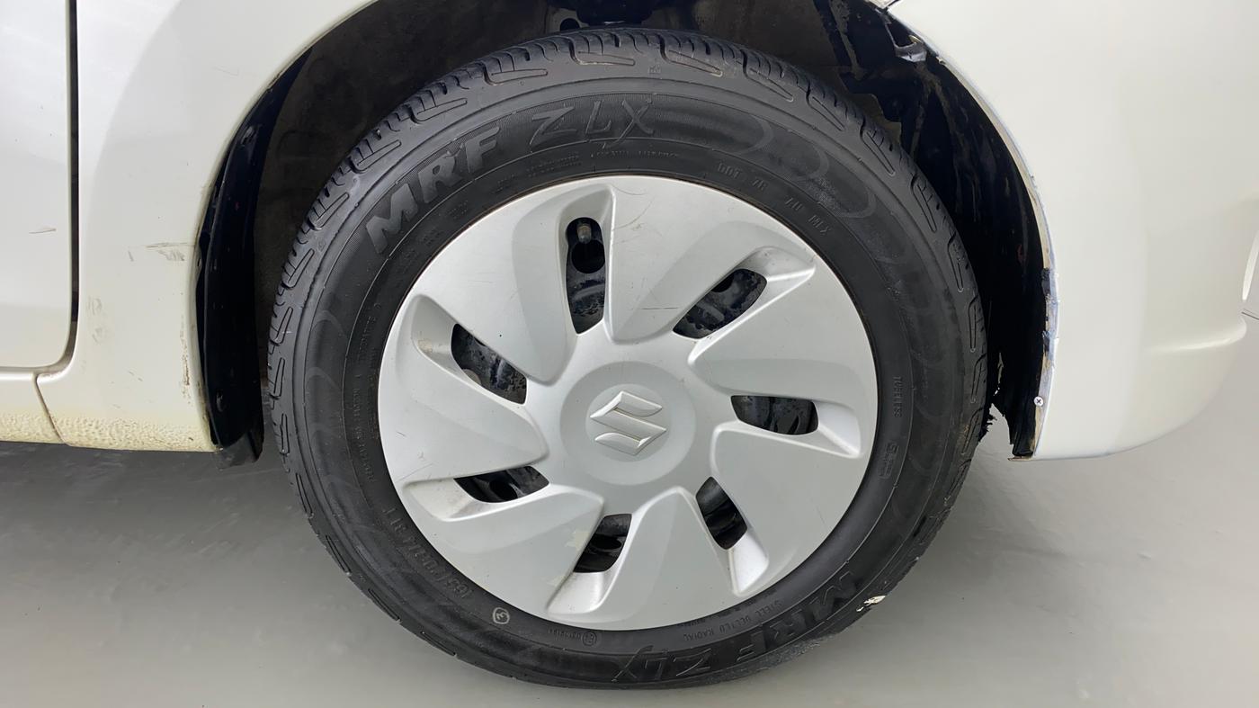 2016 Maruti Celerio VXI AMT, Petrol, Automatic, 78,757 km, Right Front Wheel