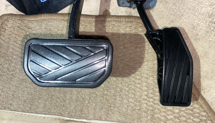 2017 Maruti Dzire ZXI AMT, Petrol, Automatic, 56,388 km, Pedals
