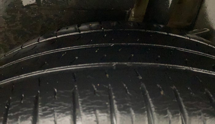 2017 Maruti Dzire ZXI AMT, Petrol, Automatic, 56,388 km, Left Rear Tyre Tread