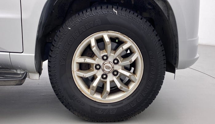 2015 Mahindra TUV300 T8, Diesel, Manual, 59,531 km, Right Front Wheel