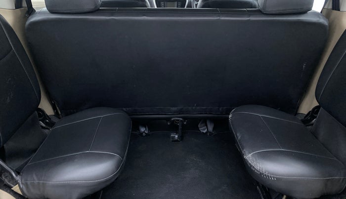 2015 Mahindra TUV300 T8, Diesel, Manual, 59,531 km, Third Seat Row ( optional )