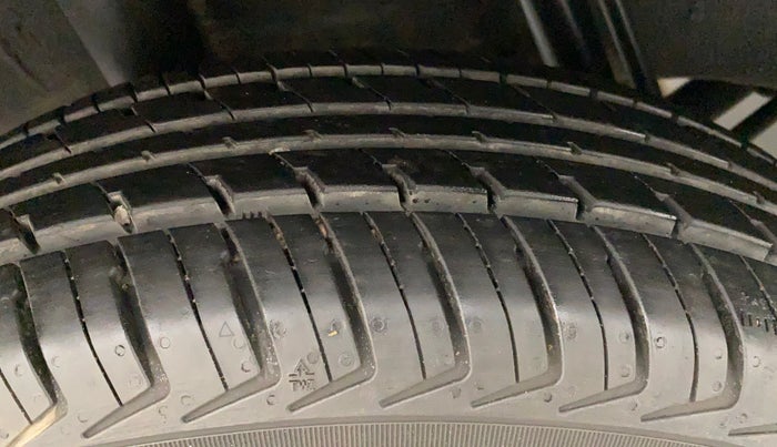 2018 Datsun Redi Go S 1.0, Petrol, Manual, 25,381 km, Right Rear Tyre Tread