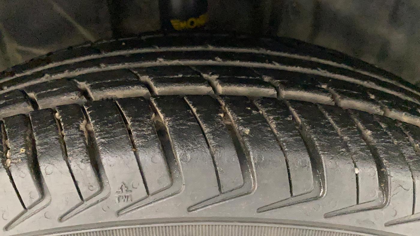 2018 Datsun Redi Go S 1.0, Petrol, Manual, 25,381 km, Right Front Tyre Tread