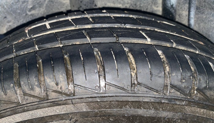 2020 Datsun Redi Go T(O), Petrol, Manual, 48,992 km, Right Rear Tyre Tread