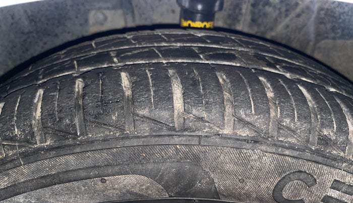 2020 Datsun Redi Go T(O), Petrol, Manual, 48,992 km, Left Front Tyre Tread