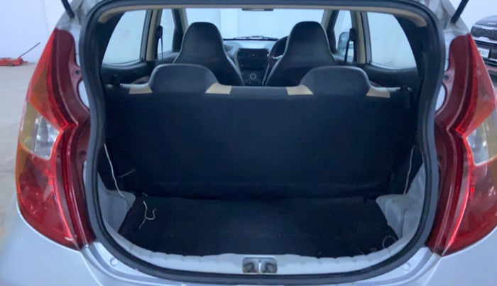 2017 Hyundai Eon ERA +, Petrol, Manual, 47,628 km, Boot Inside