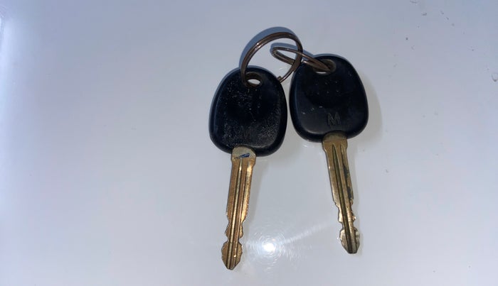 2017 Hyundai Eon ERA +, Petrol, Manual, 47,628 km, Key Close Up