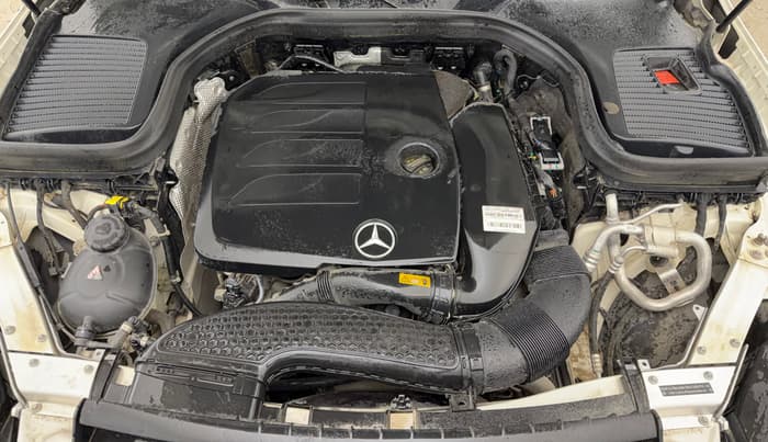 2022 Mercedes Benz GLC CLASS 200 Progressive, Petrol, Automatic, 17,116 km, Engine View