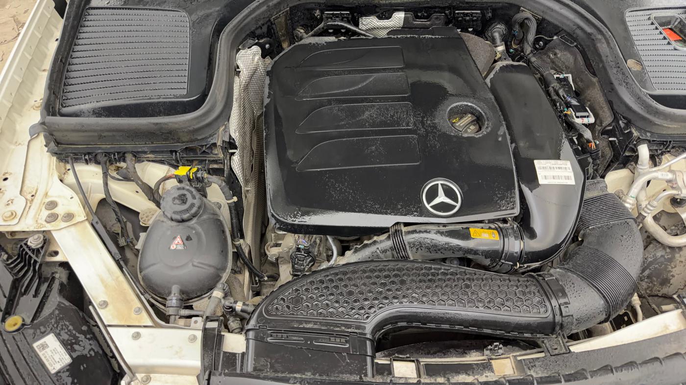 2022 Mercedes Benz GLC CLASS 200 Progressive, Petrol, Automatic, 17,116 km, Engine View - Right
