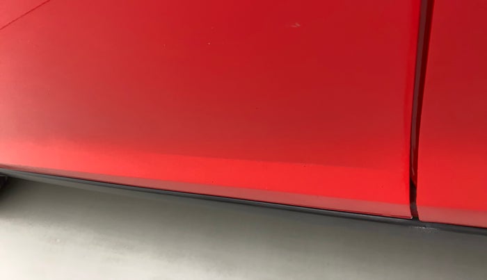 2014 Maruti Swift ZXI, Petrol, Manual, 54,625 km, Front passenger door - Slightly dented
