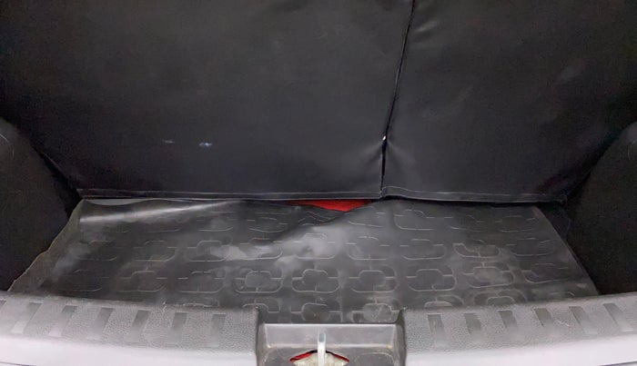 2014 Maruti Swift ZXI, Petrol, Manual, 54,625 km, Boot Inside