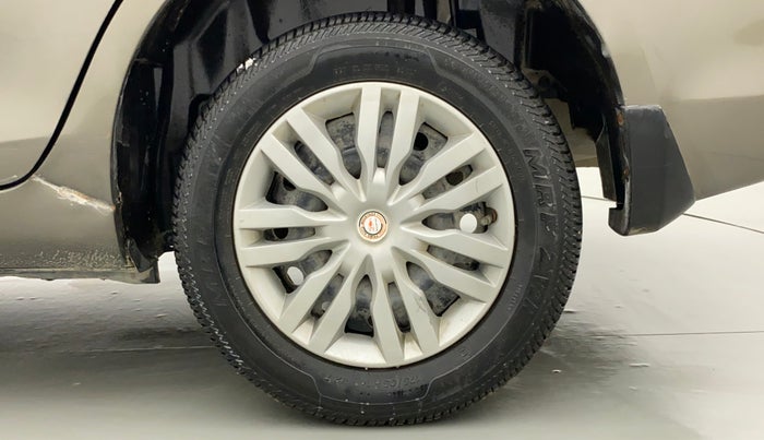2015 Maruti Swift Dzire VXI, Petrol, Manual, 62,441 km, Left Rear Wheel