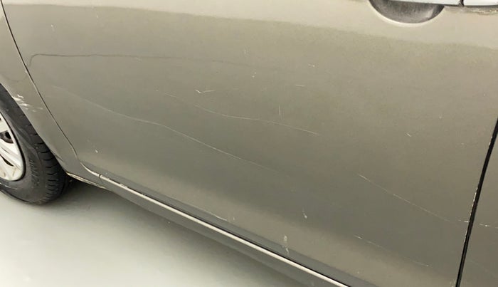 2015 Maruti Swift Dzire VXI, Petrol, Manual, 62,441 km, Front passenger door - Minor scratches