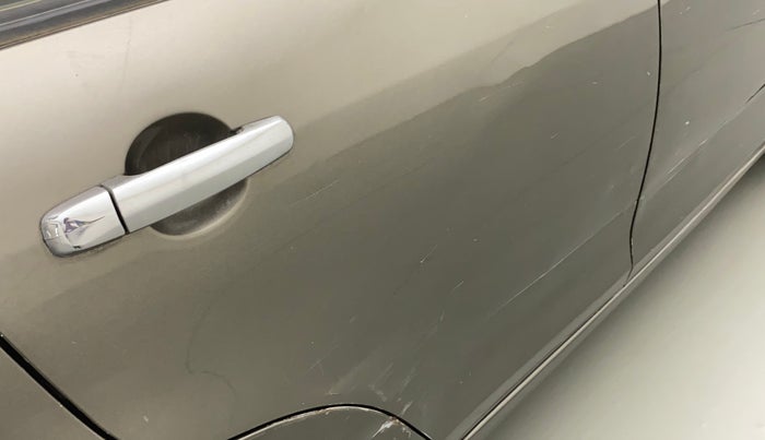 2015 Maruti Swift Dzire VXI, Petrol, Manual, 62,441 km, Right rear door - Slightly dented