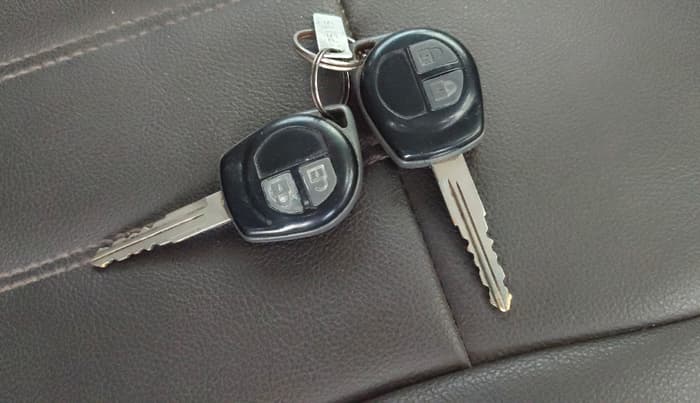 2013 Maruti Ertiga ZXI, Petrol, Manual, 59,431 km, Key Close Up