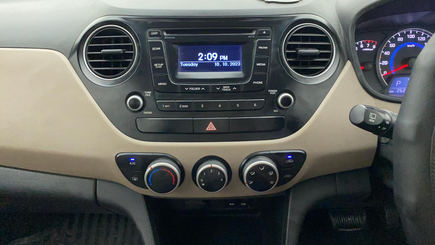 2014 Hyundai Grand i10 ASTA AT 1.2 KAPPA VTVT, Petrol, Automatic, 26,642 km, Air Conditioner