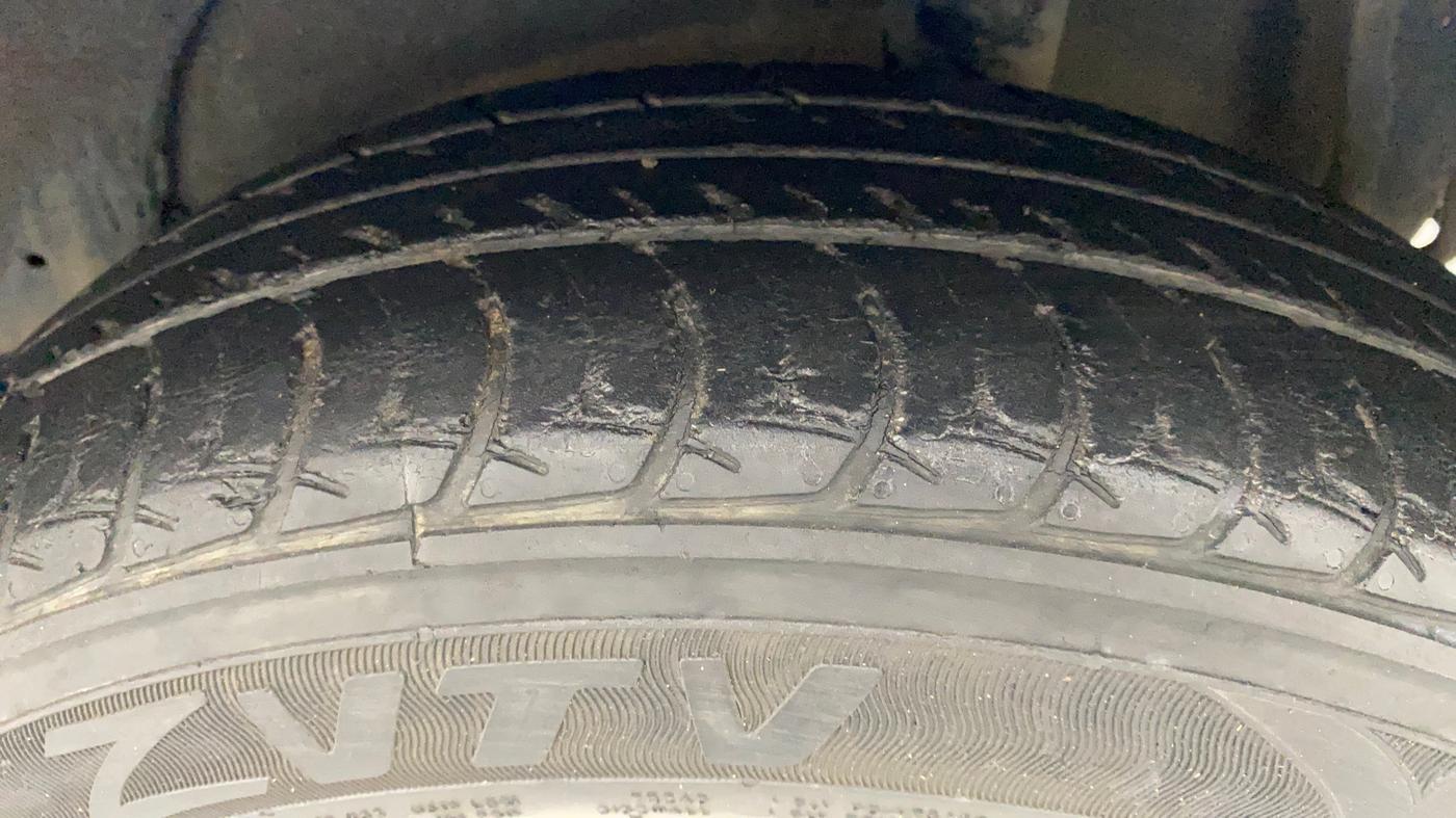 2016 Maruti Celerio ZXI AMT, Petrol, Automatic, 40,982 km, Left Rear Tyre Tread
