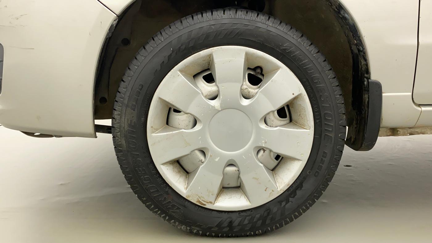 2014 Maruti Alto K10 LXI, Petrol, Manual, 98,650 km, Left Front Wheel