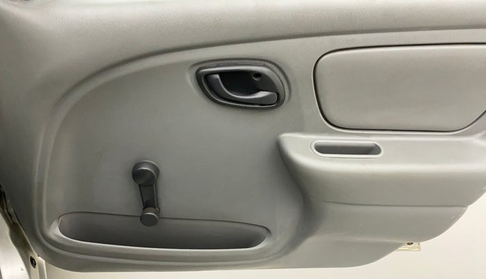 2014 Maruti Alto K10 LXI, Petrol, Manual, 98,650 km, Driver Side Door Panels Control
