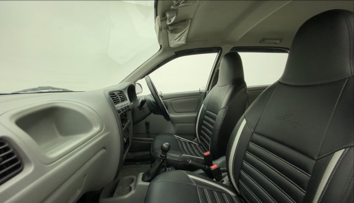 2014 Maruti Alto K10 LXI, Petrol, Manual, 98,650 km, Right Side Front Door Cabin