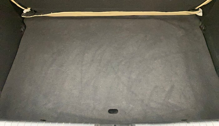 2019 Hyundai Elite i20 SPORTZ PLUS 1.2, Petrol, Manual, 25,492 km, Boot Inside