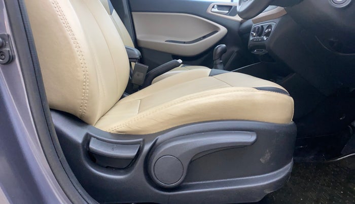2019 Hyundai Elite i20 SPORTZ PLUS 1.2, Petrol, Manual, 25,492 km, Driver Side Adjustment Panel
