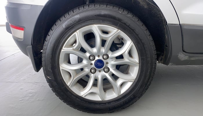 2015 Ford Ecosport 1.5 TITANIUM TI VCT AT, Petrol, Automatic, 88,710 km, Right Rear Wheel