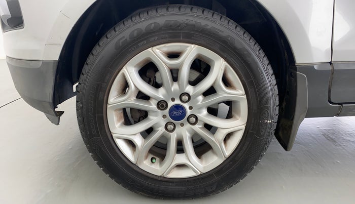 2015 Ford Ecosport 1.5 TITANIUM TI VCT AT, Petrol, Automatic, 88,710 km, Left Front Wheel