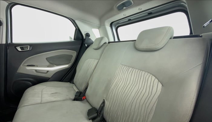 2015 Ford Ecosport 1.5 TITANIUM TI VCT AT, Petrol, Automatic, 88,710 km, Right Side Rear Door Cabin