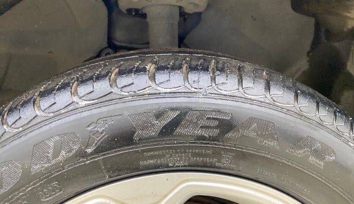 2020 Ford Ecosport TITANIUM + 1.5L PETROL AT, Petrol, Automatic, 33,154 km, Right Front Tyre Tread