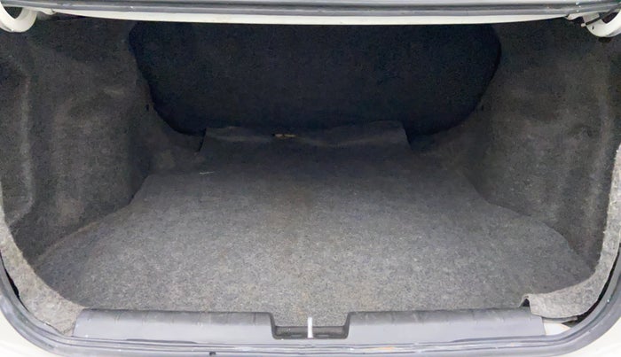 2011 Honda City V AT, Petrol, Automatic, 44,591 km, Boot Inside