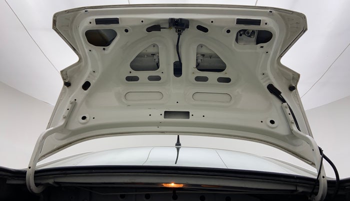 2011 Honda City V AT, Petrol, Automatic, 44,591 km, Boot Door Open