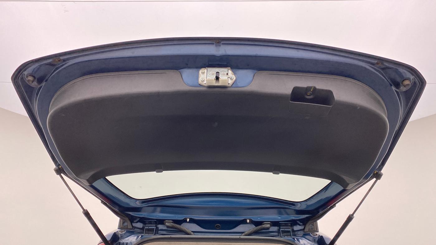 2011 Maruti Ritz VXI, Petrol, Manual, 40,181 km, Boot Door Open