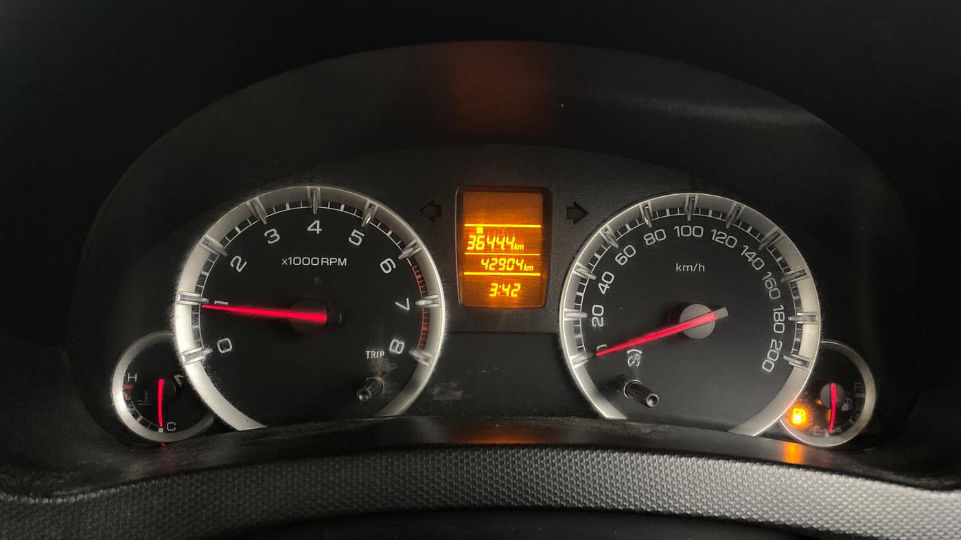 2013 Maruti Swift Dzire VXI, Petrol, Manual, 42,904 km, Odometer Image